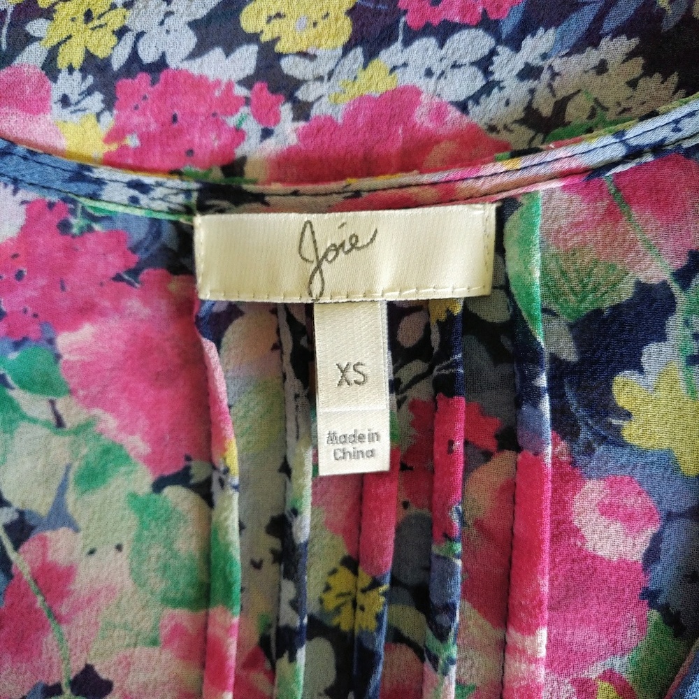 Joie😊 Long Sleeve Floral💐 Blouse - Gently Worn - Picture 3 of 8